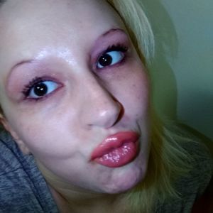 Meet your Posher, Tiffany